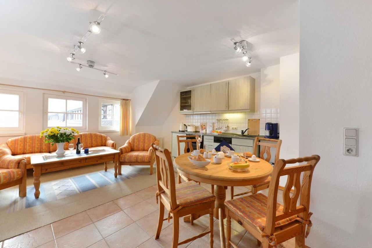 Stoertebeker Appartements - "Stoertebeker Pferdehof" Ralswiek Phòng bức ảnh
