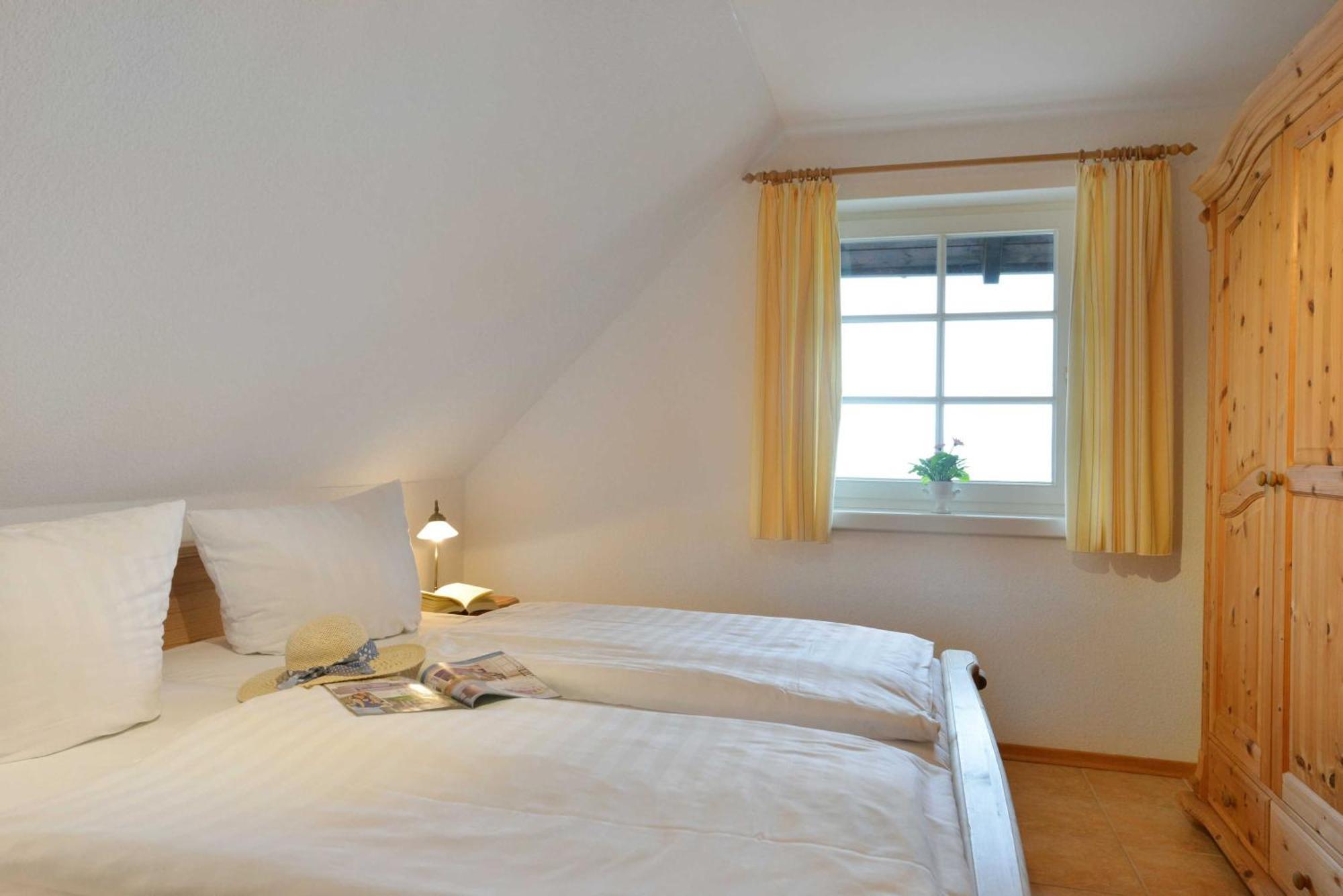 Stoertebeker Appartements - "Stoertebeker Pferdehof" Ralswiek Phòng bức ảnh