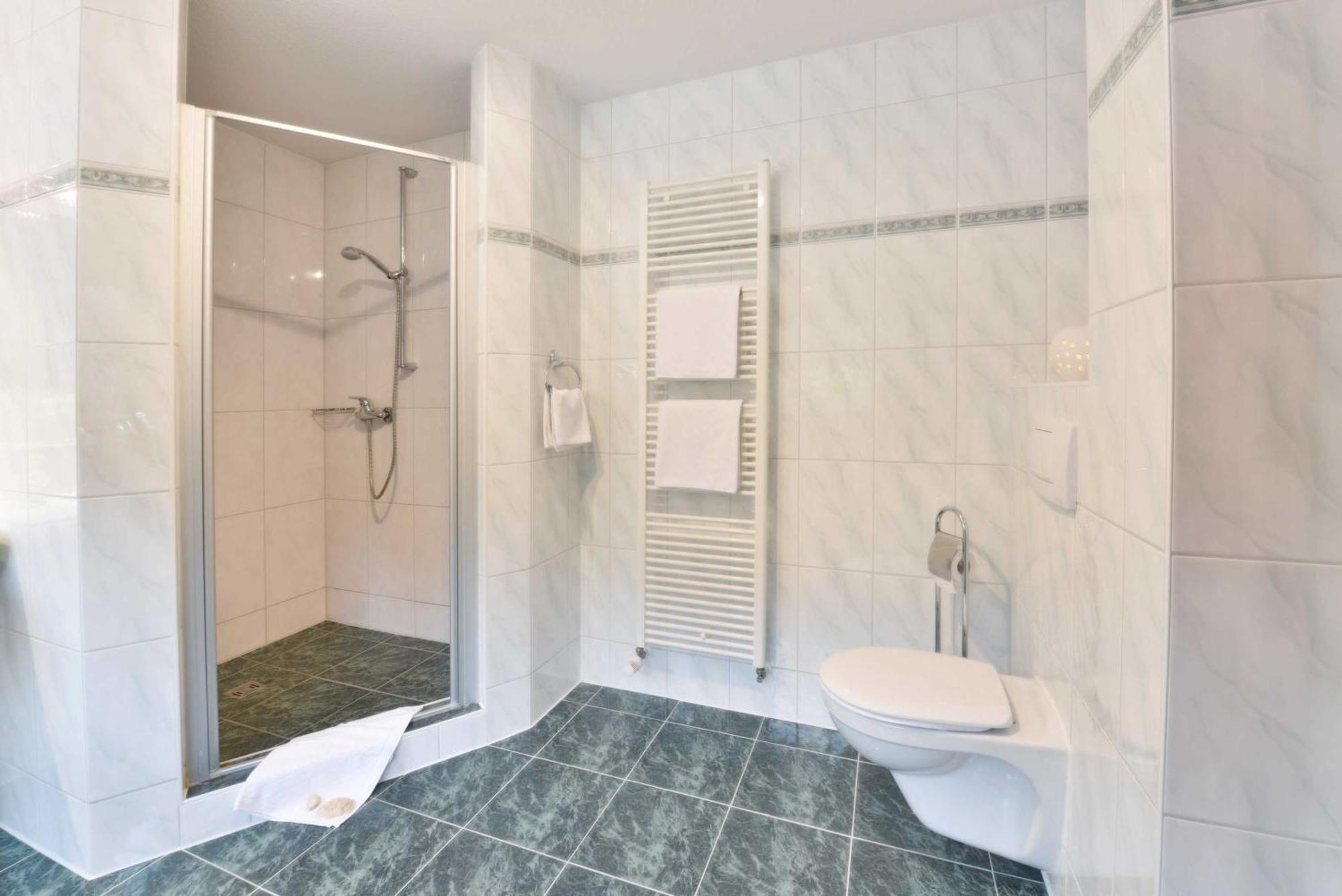 Stoertebeker Appartements - "Stoertebeker Pferdehof" Ralswiek Phòng bức ảnh